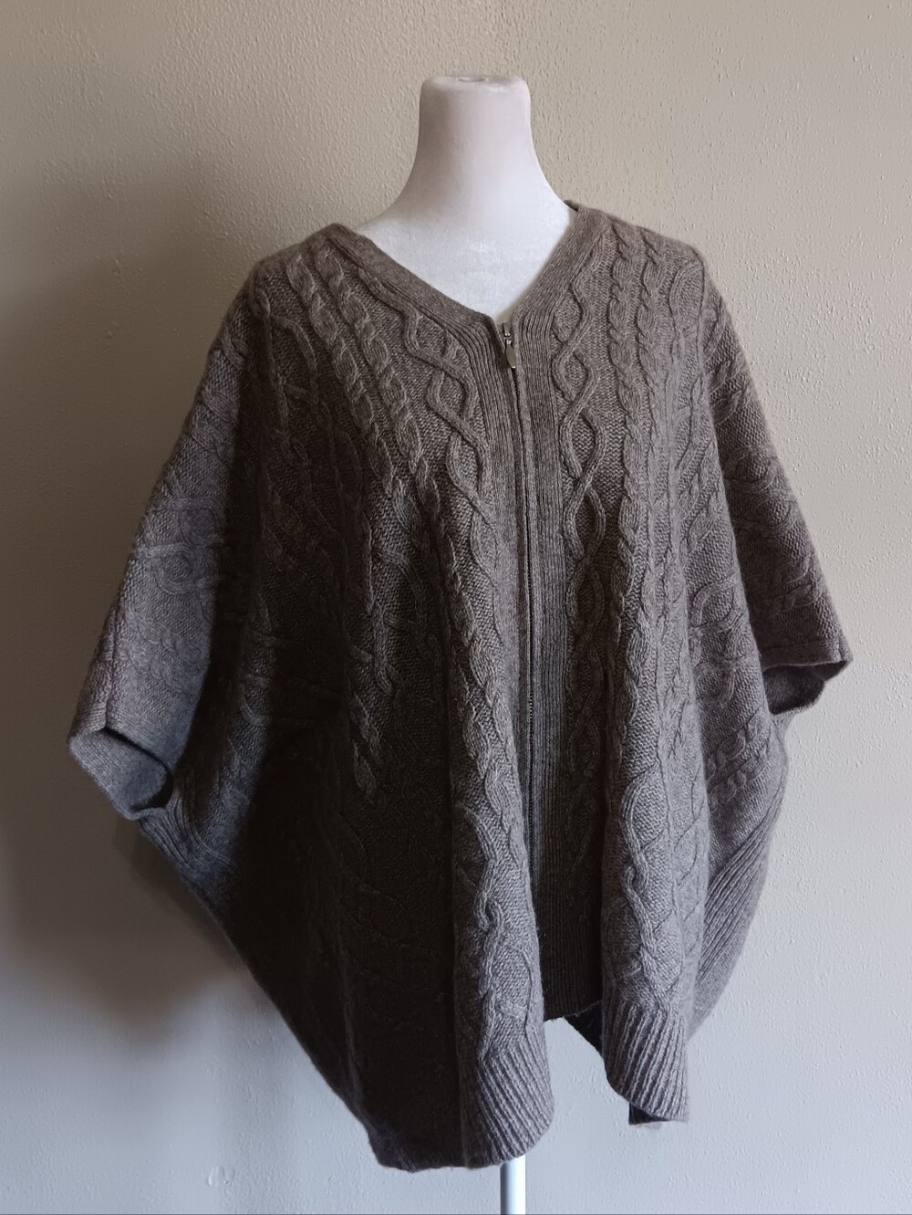 Gray Nanette Lepore Wool Cable Knit Full Zip Poncho Sweater, Womens Size Small